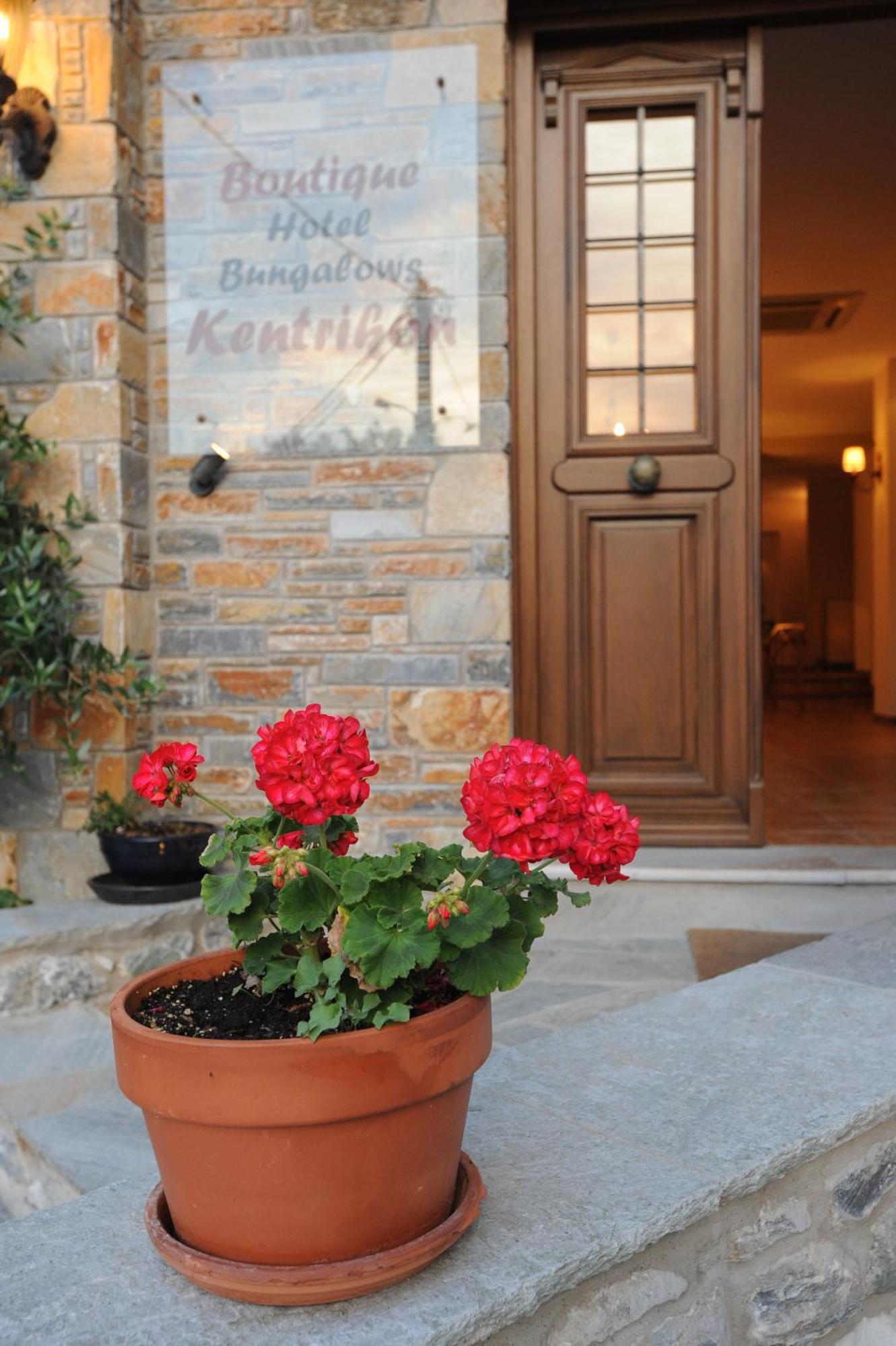 Boutique Hotel Kentrikon & Bungalows Agios Ioannis  ภายนอก รูปภาพ