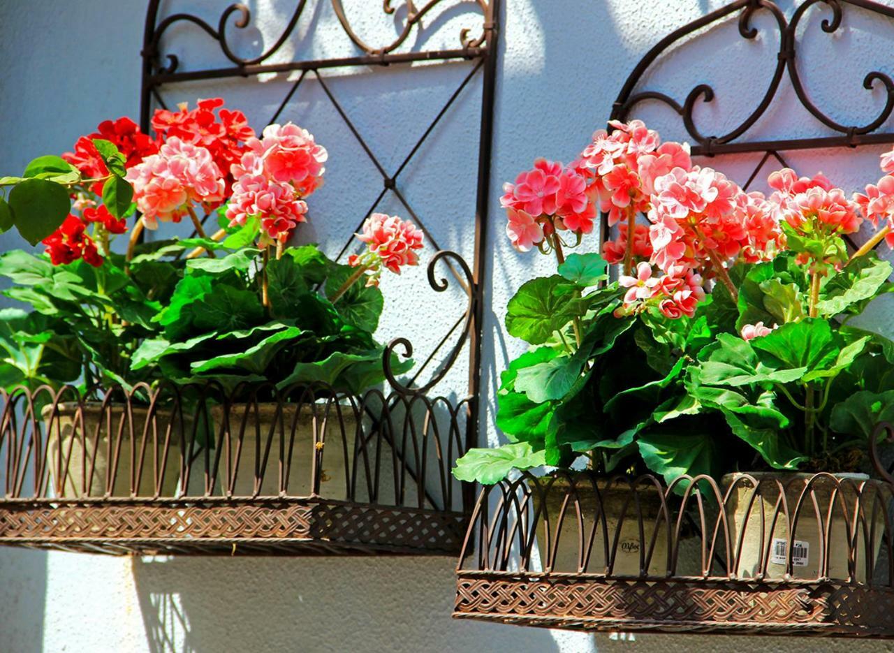 Boutique Hotel Kentrikon & Bungalows Agios Ioannis  ภายนอก รูปภาพ
